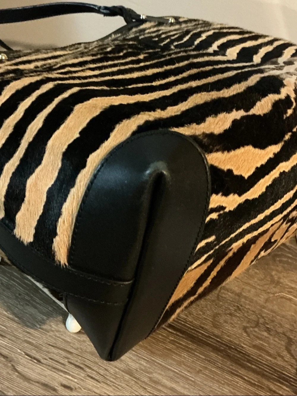 Gucci Tiger Stripe Pony Hair & Leather Craft Tote Bag Plus Pouch COA